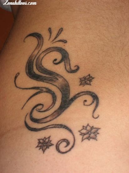 Tattoo photo Flourish