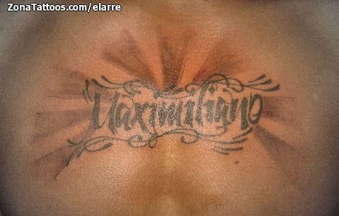 Foto de tatuaje Letras, Nombres, Pecho