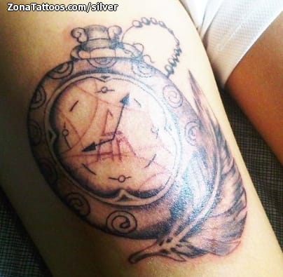 Foto de tatuaje Relojes, Plumas