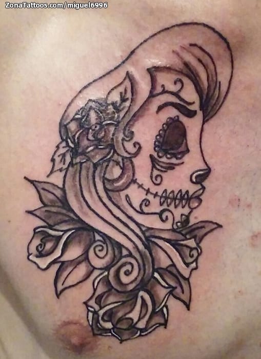 Tattoo photo Catrina, Chest, Roses