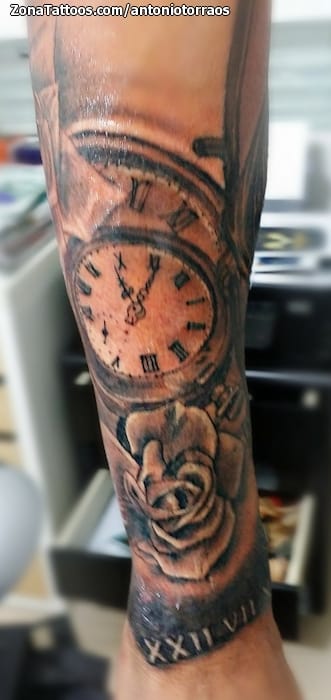 Tattoo photo Clocks, Flowers, Roses