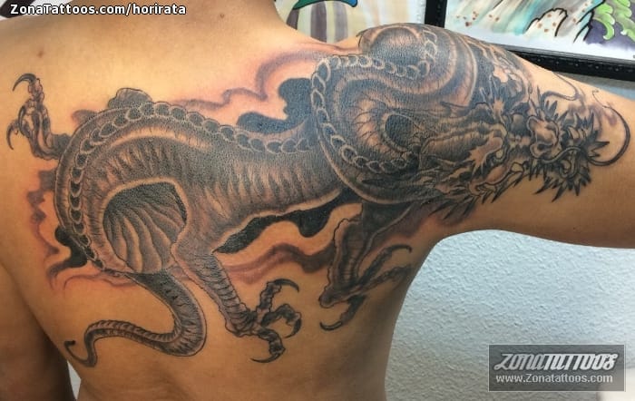 Foto de tatuaje Dragones, Orientales, Espalda