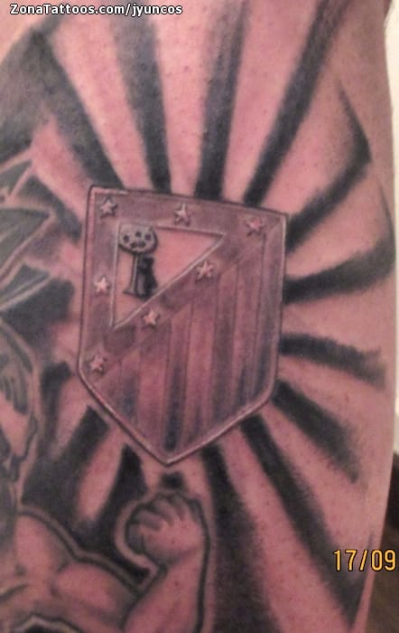 Foto de tatuaje Escudos, Fútbol, Deportes