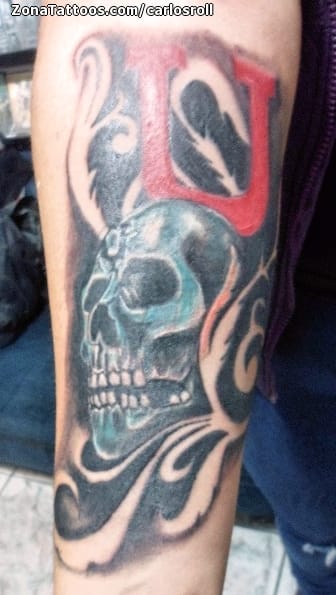 Foto de tatuaje Calaveras, Filigranas