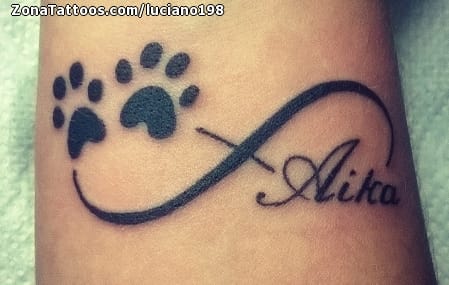 Tattoo photo Infinity, Footprints