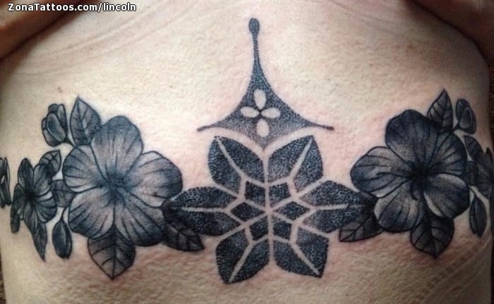 Foto de tatuaje Flores, Mándalas, Puntillismo