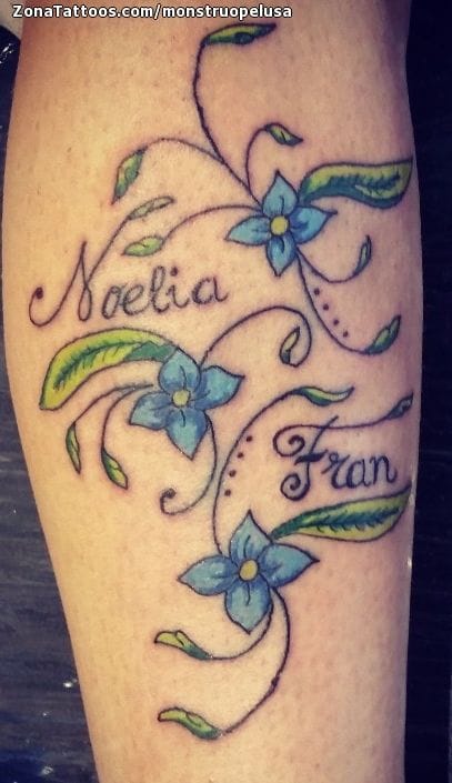 Foto de tatuaje Flores, Hojas, Nombres