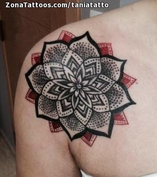 Tattoo photo Mandalas, Shoulder