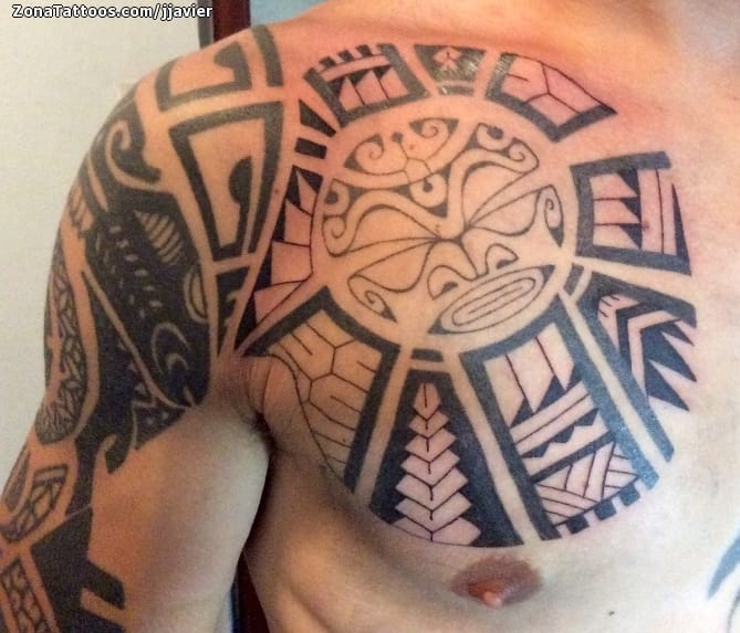 Tattoo photo Maori, Chest, Shoulder