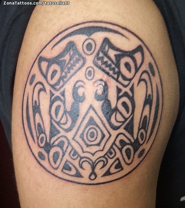Tattoo of Maori, Animals, Shoulder
