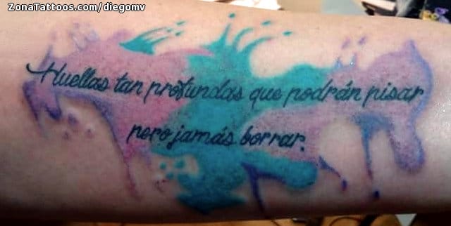 Foto de tatuaje Manchas, Acuarela, Letras