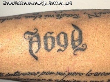 Foto de tatuaje Ambigramas, Letras