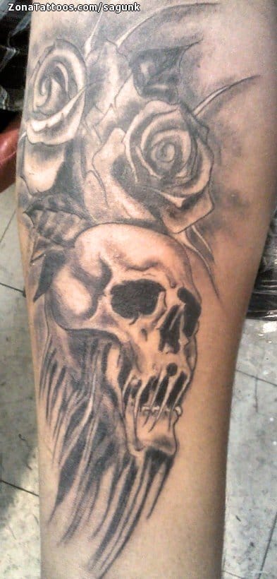 Foto de tatuaje Calaveras, Góticos, Rosas