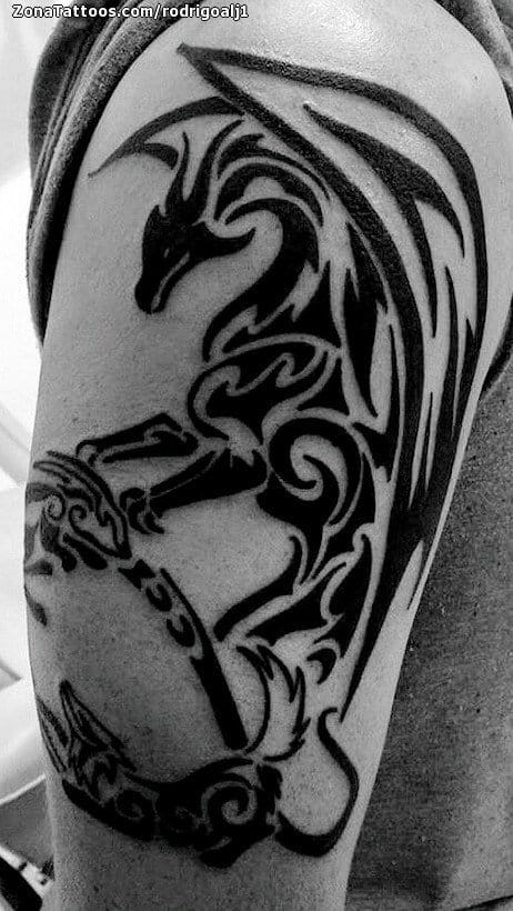 Foto de tatuaje Dragones, Tribales, Fantasía