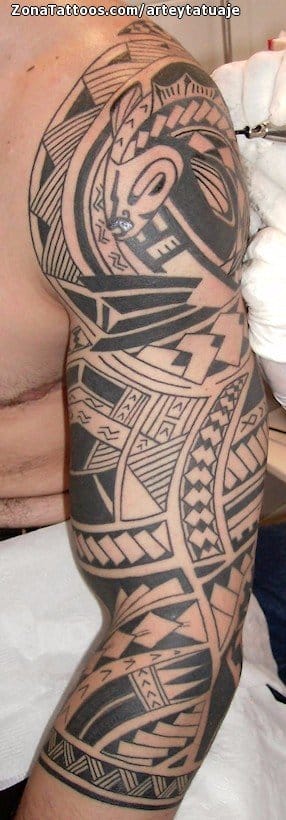 Tattoo photo Maori, Arm