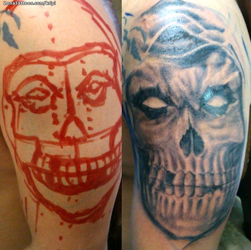 Misfits skull tattoo located on the shoulder blade