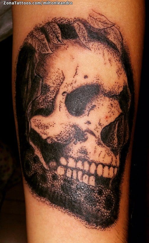 Foto de tatuaje Calaveras, Puntillismo, Góticos