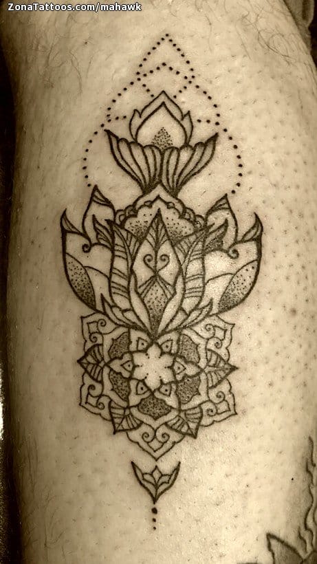 Tattoo photo Mandalas, Pointillism