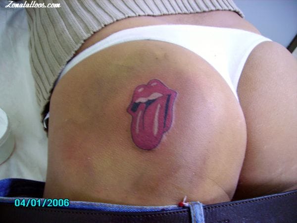 Foto de tatuaje Trasero, Logos, Música