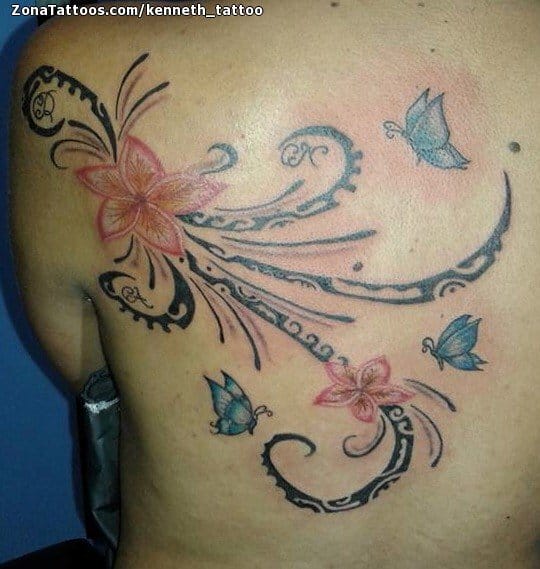 Foto de tatuaje Maoríes, Flores, Mariposas