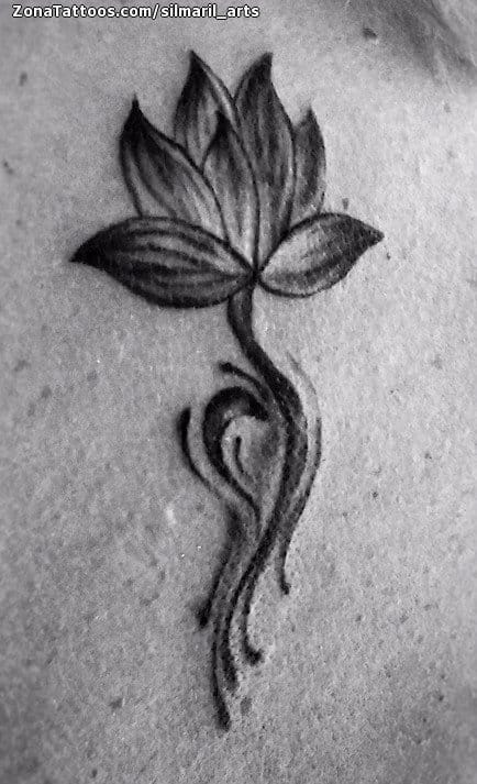 Foto de tatuaje Flores, Espalda