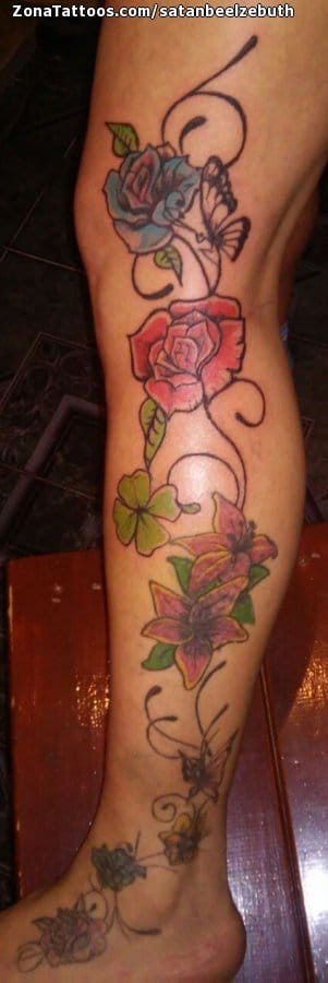 Foto de tatuaje Flores, Pierna, Filigranas