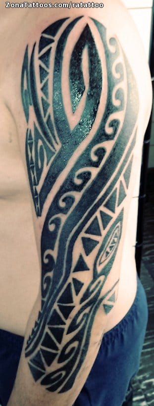 Tattoo photo Maori, Arm