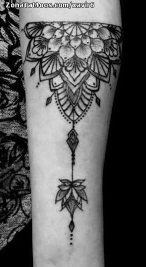 Tattoo photo Mandalas, Lotus, Arm