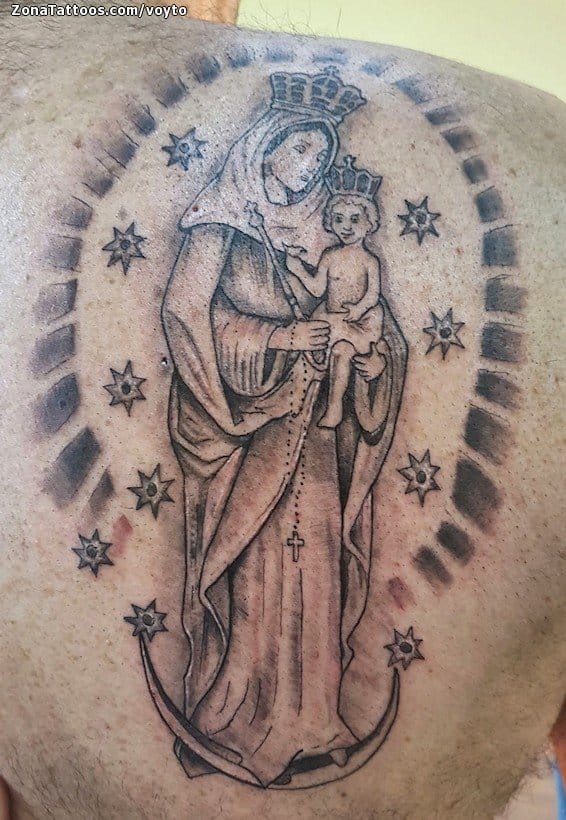 Foto de tatuaje Vírgenes, Religiosos, Omóplato