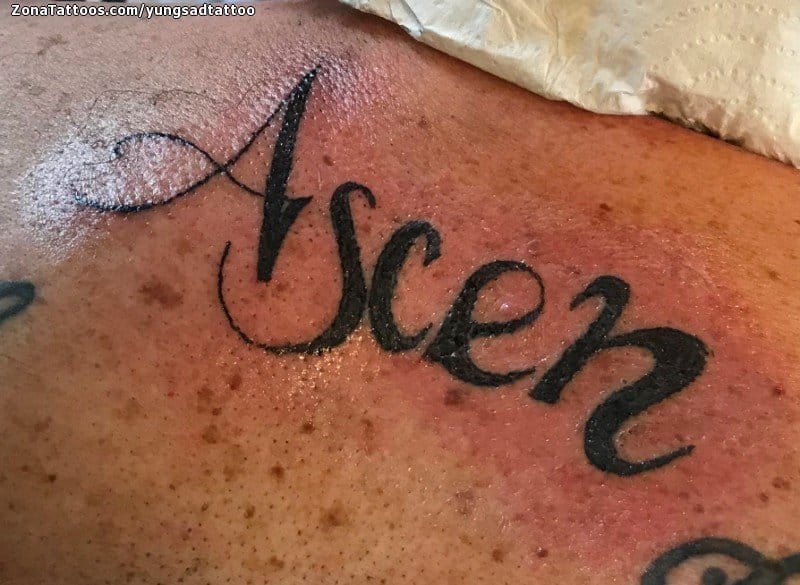 Foto de tatuaje Letras