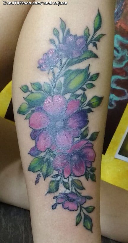 Foto de tatuaje Flores, Pierna