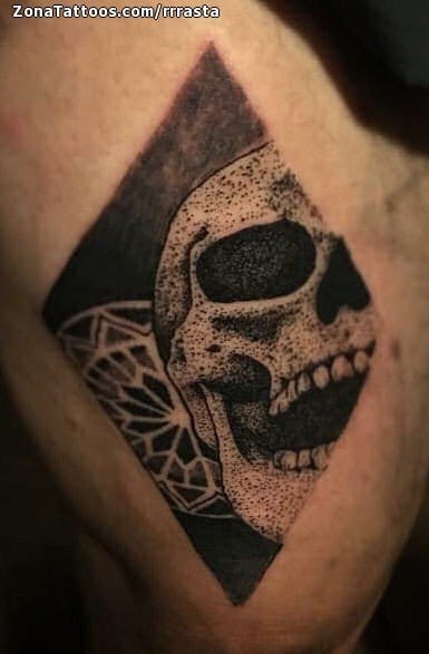 Foto de tatuaje Calaveras, Puntillismo, Góticos