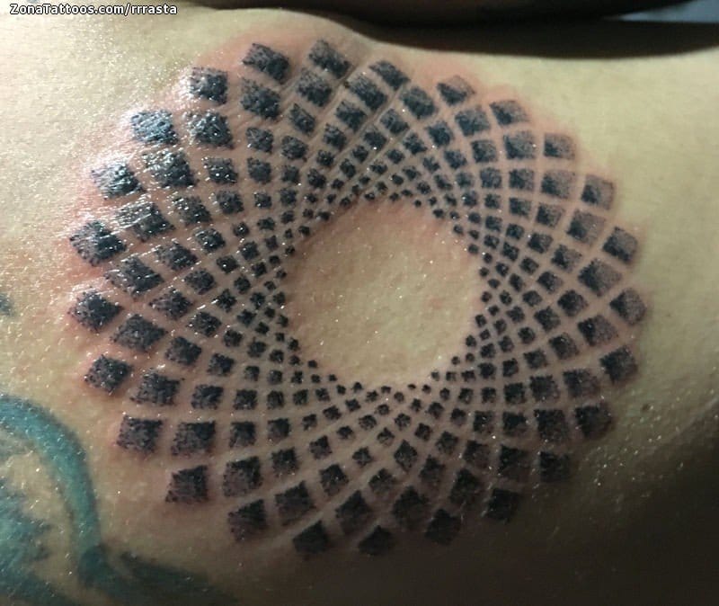 Foto de tatuaje Geométricos, Puntillismo