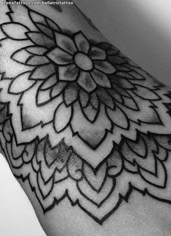 Foto de tatuaje Flores, Mándalas