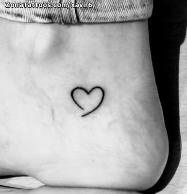 Tattoo of Hearts, Tiny, Ankle