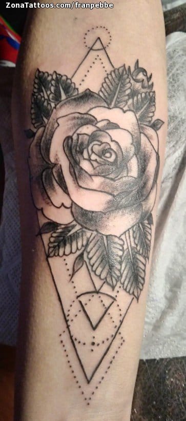 Foto de tatuaje Rosas, Flores, Geométricos