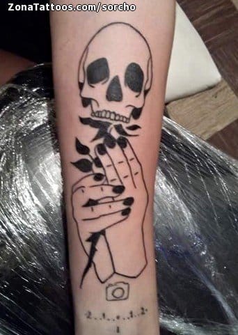 Foto de tatuaje Calaveras, Manos, Góticos