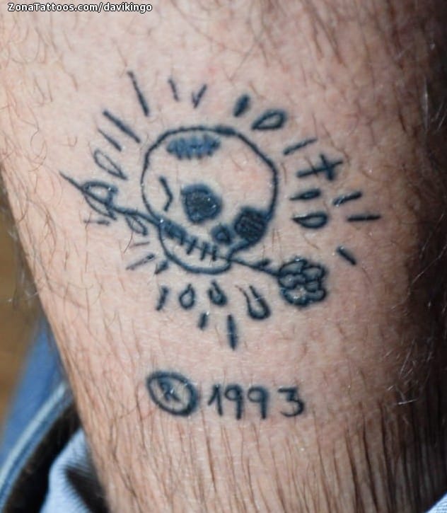 Tattoo photo Skulls, Gothic, Leg