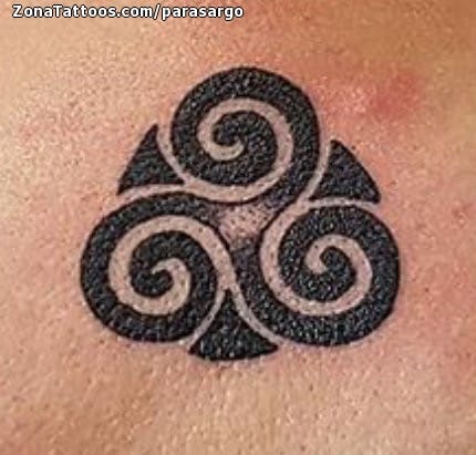 Tattoo of Triskelion, Celtic, Back
