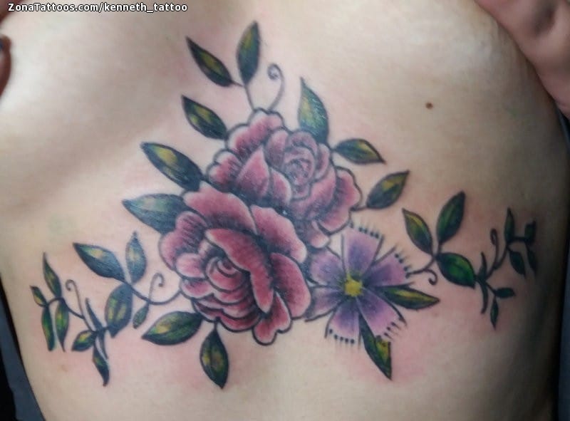 Foto de tatuaje Flores, Pecho