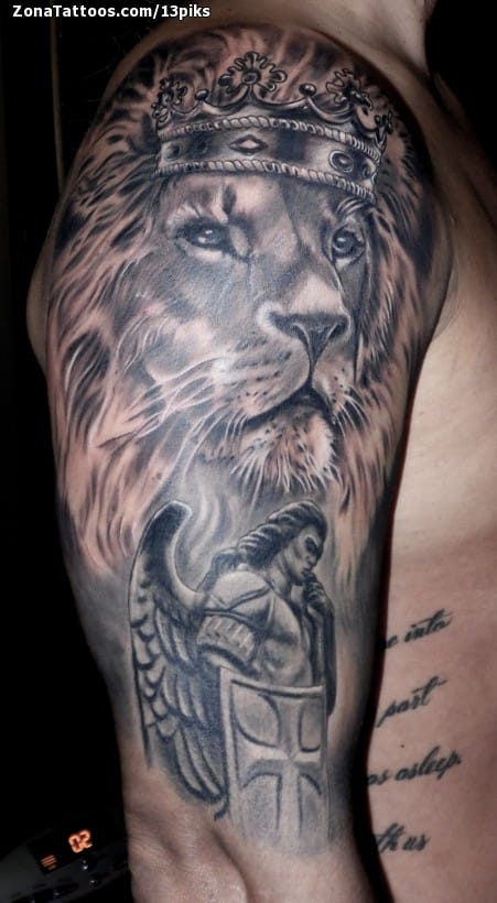Tattoo of Animals, Lions, Crowns