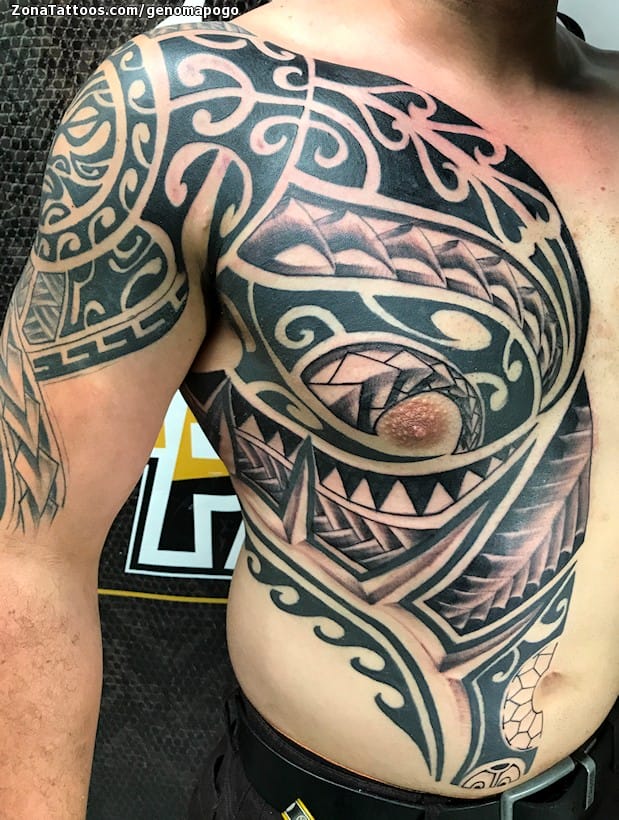 Tattoo photo Maori, Chest, Shoulder