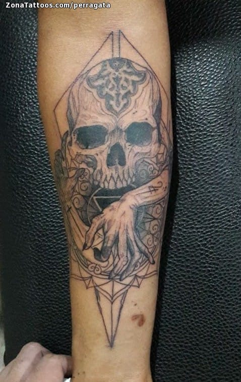 Tattoo photo Skulls, Hands, Gothic