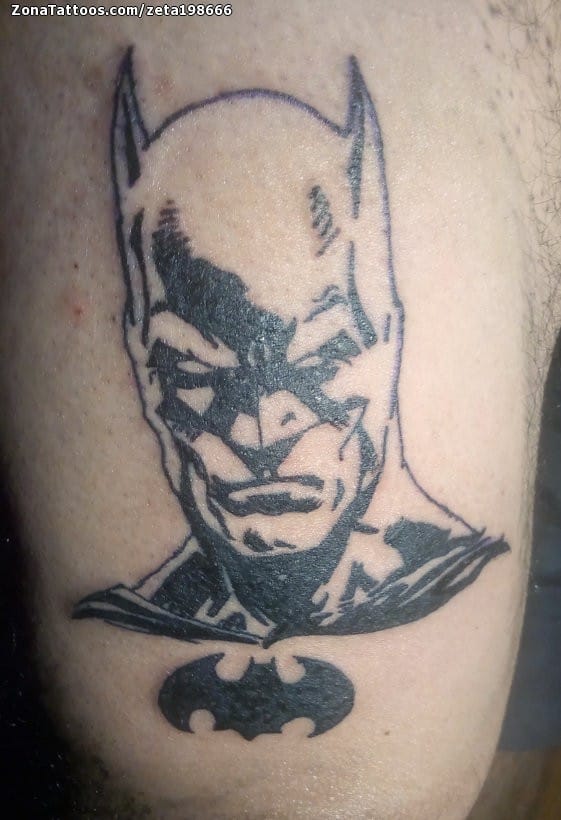 Tattoo of Batman, Comics, Thigh