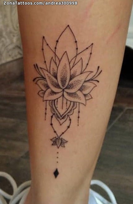 Tattoo of Lotus, Mandalas, Leg