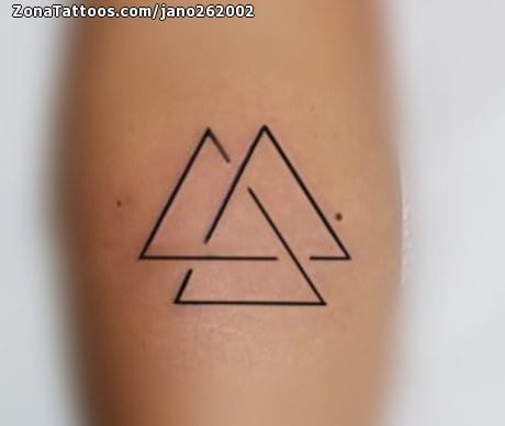 Tatuaje de Triángulos