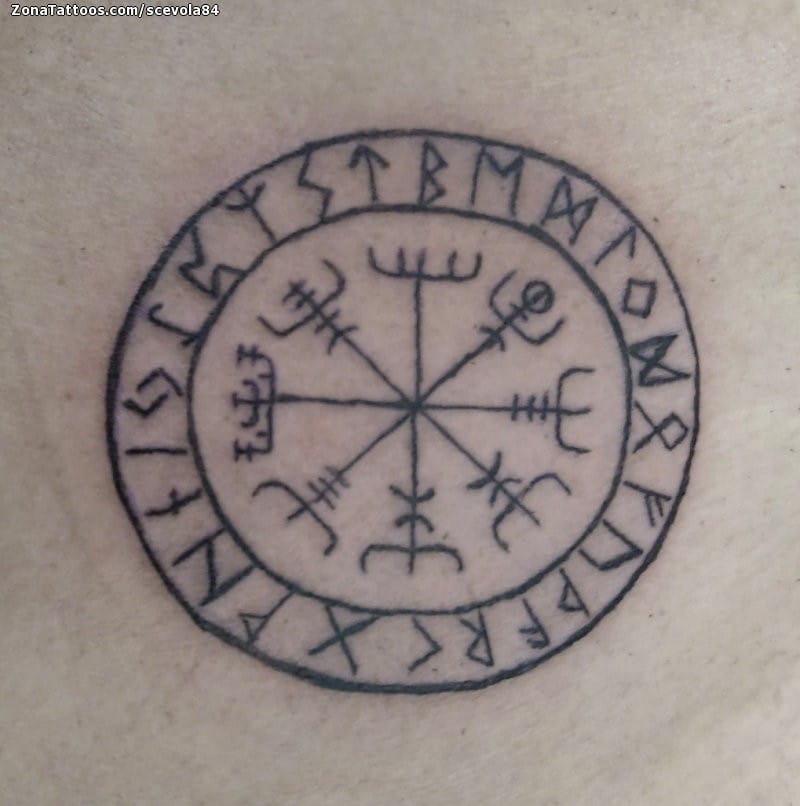 Tattoo photo Vegvisir, Celtic