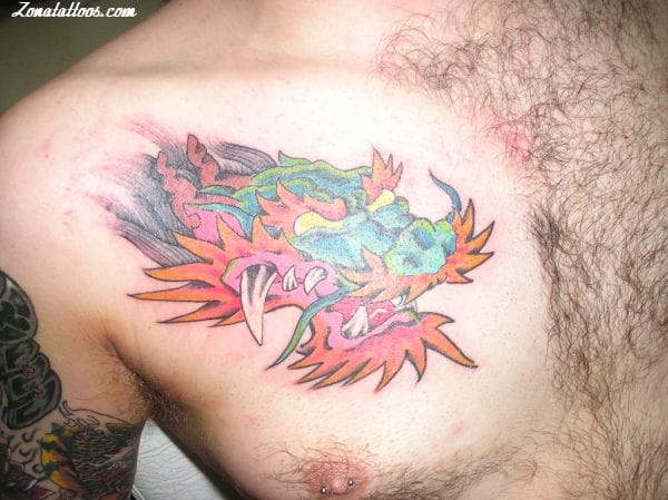 Foto de tatuaje Dragones, Orientales, Pecho