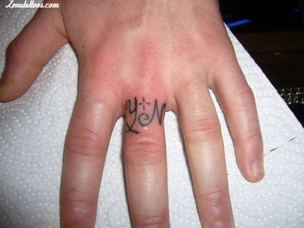 Tattoo photo Fingers