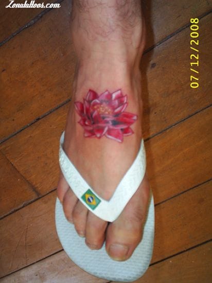 Foto de tatuaje Lotos, Flores, Empeine